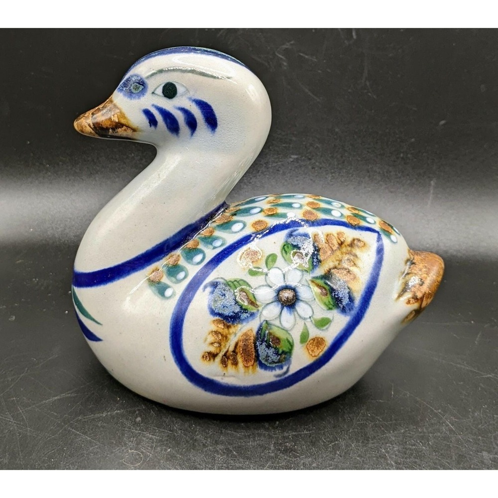 Hand Painted Duck Figurine Home Decor 5.5-Inch Wide Merandi Tonala Stoneware